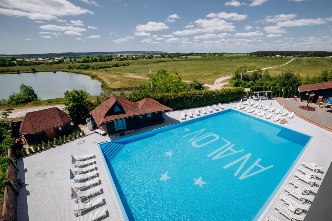 Avalon Hotel&pool * Yelikhovichi