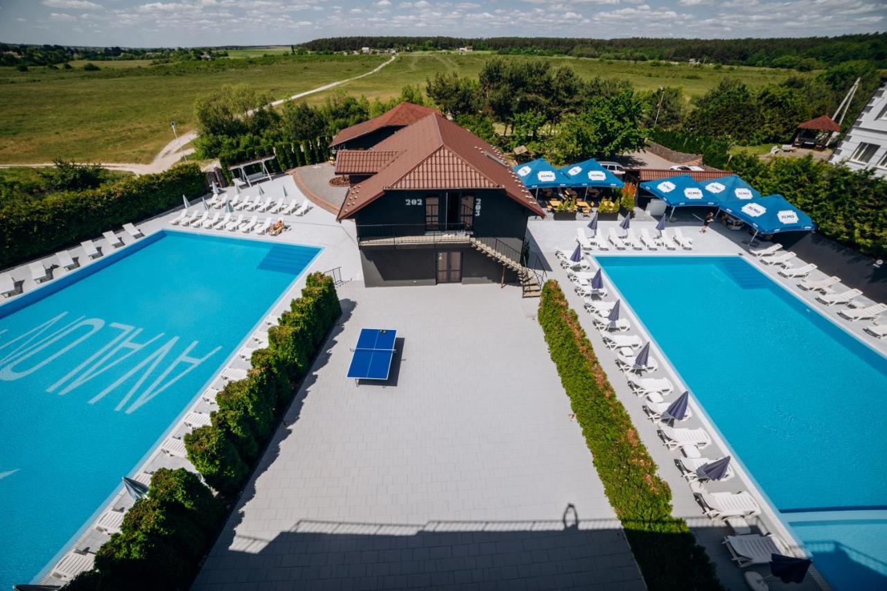 Отель Avalon Hotel&pool *